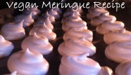Vegan meringue cookies in the oven. Image: TVW.